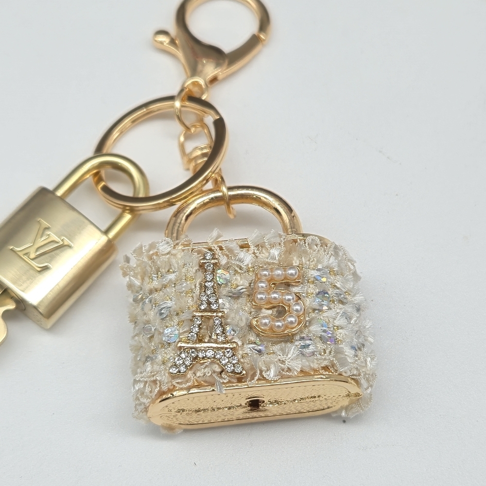 100% Authentic Louis Vuitton Lock & Key Gold with Unbranded Keychain, Keycharm - Picture 7 of 12